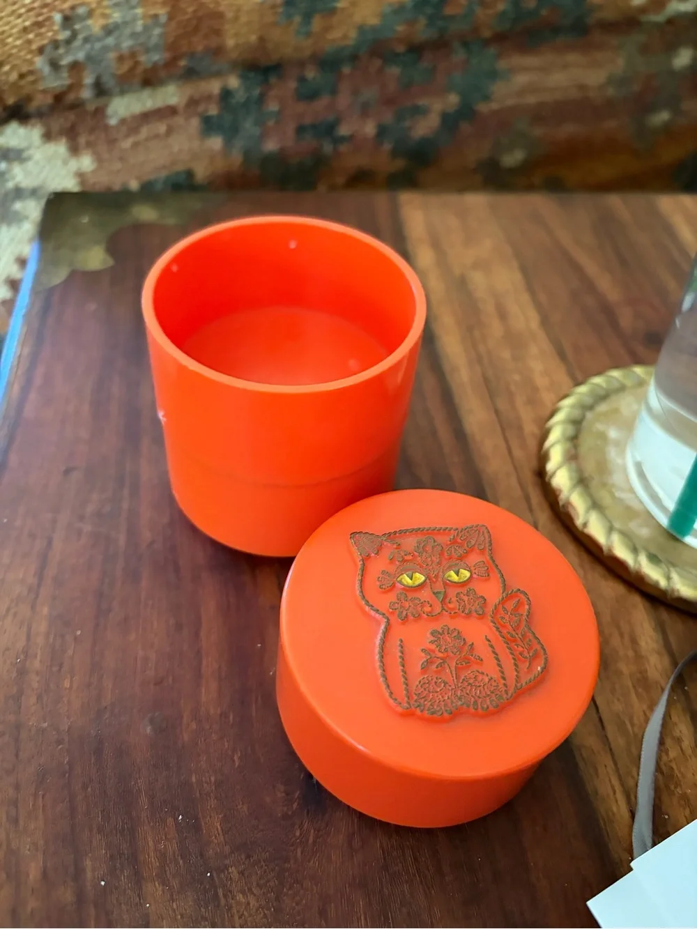 N/A bright orange